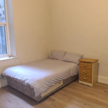 One Bedroom Apartment Dublin Eksteriør bilde