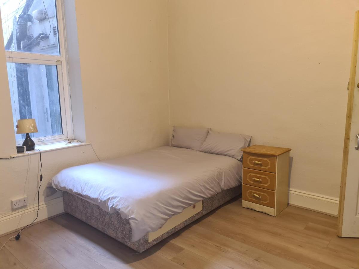 One Bedroom Apartment Dublin Eksteriør bilde